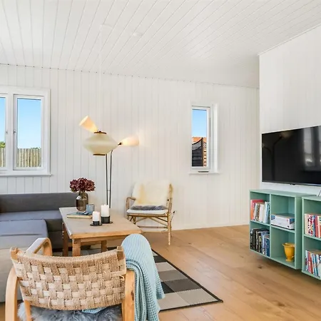 Spase - 450m From The Sea By Interhome